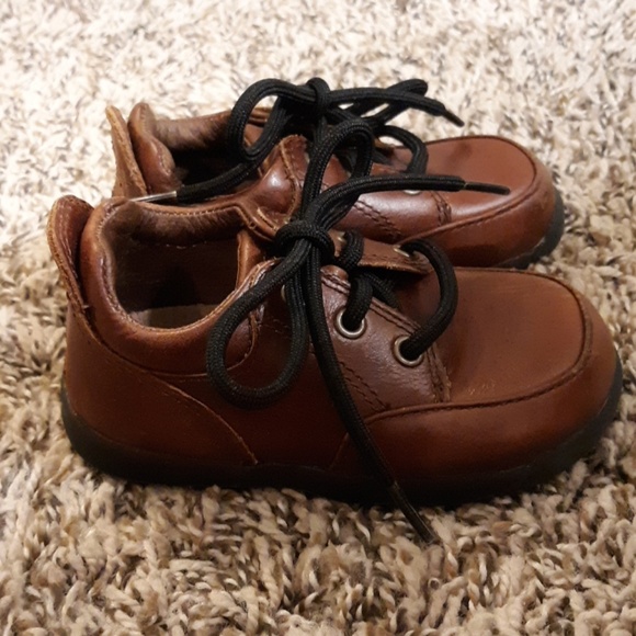 #551Stride rite toddler shoes. Size:5 - Picture 3 of 7